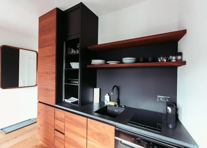 Apartment Triangle City *
