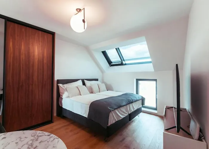 Triangle City Apartment Vienna